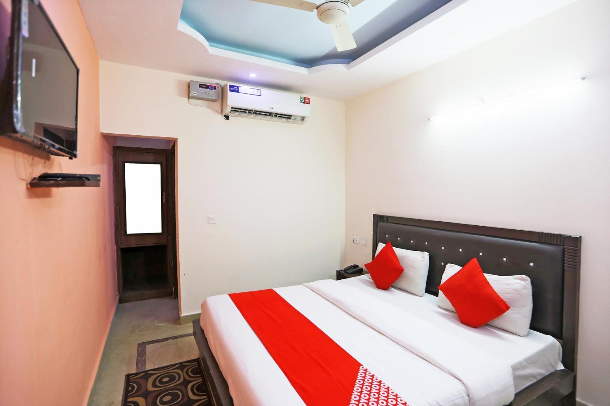 Hotel O Ashoka Inn Hotel Near Botanical Garden Нойда Экстерьер фото