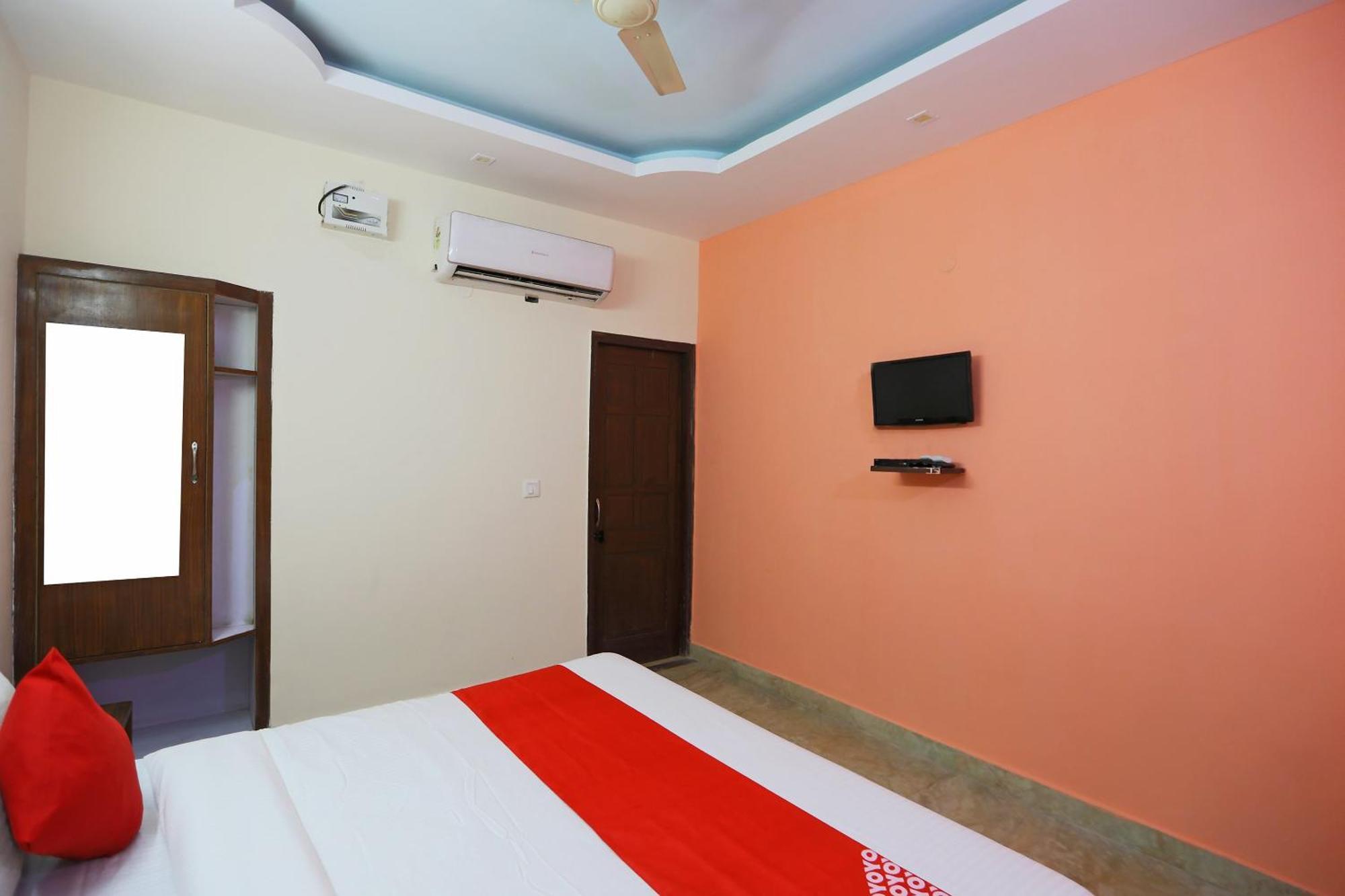 Hotel O Ashoka Inn Hotel Near Botanical Garden Нойда Экстерьер фото