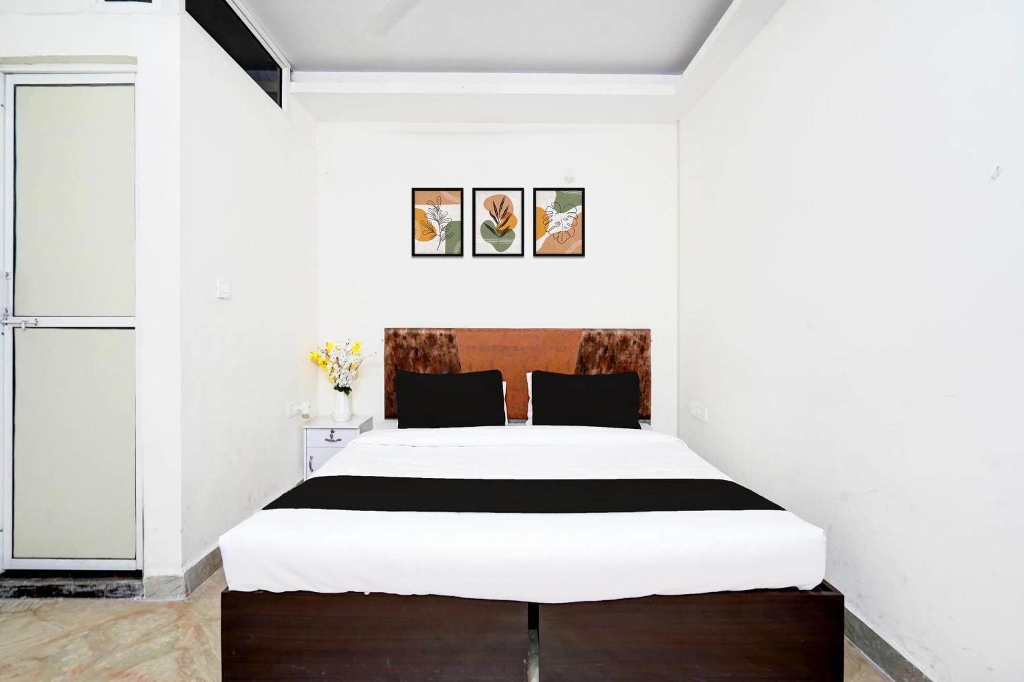 Hotel O Ashoka Inn Hotel Near Botanical Garden Нойда Экстерьер фото