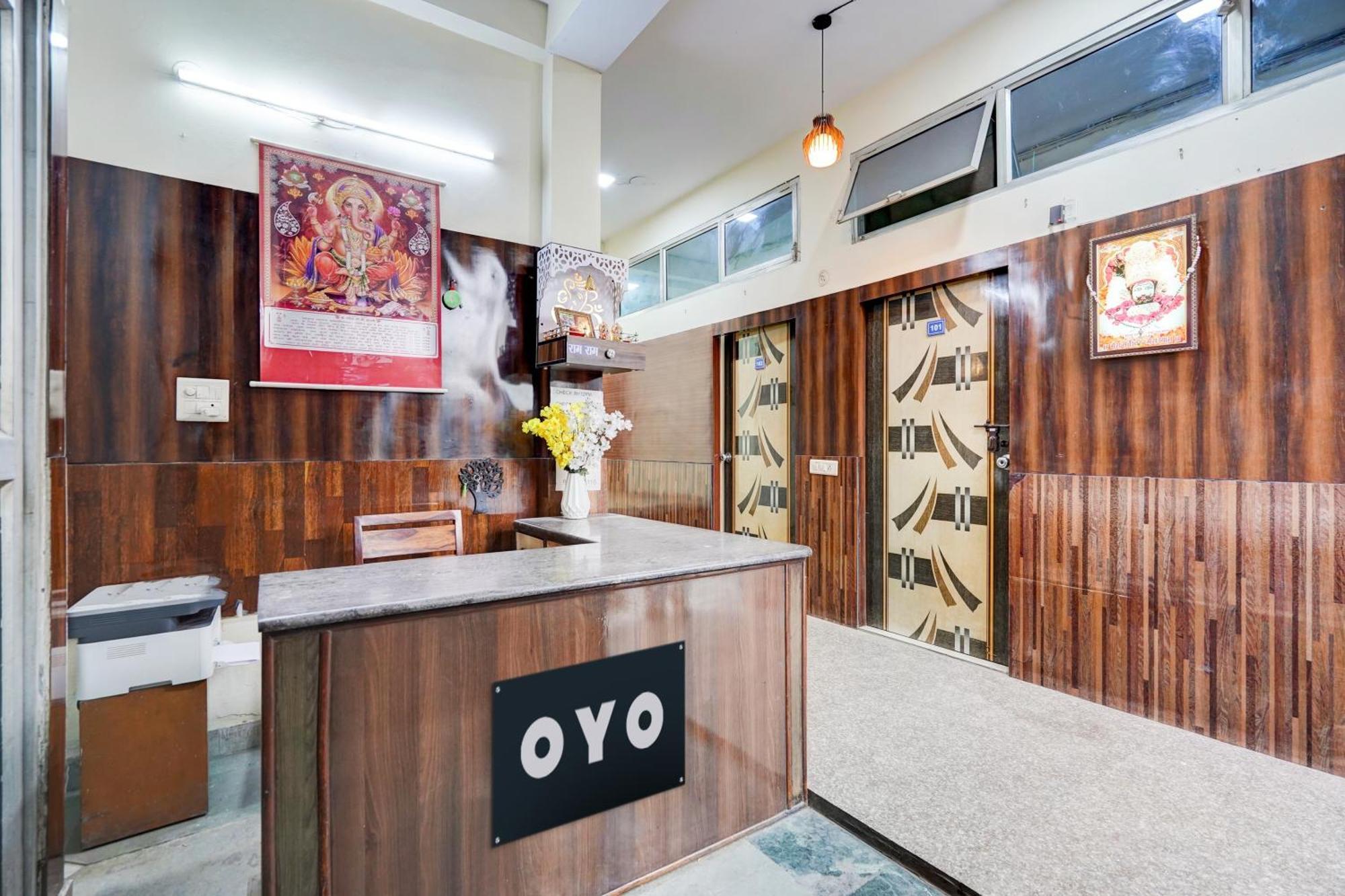 Hotel O Ashoka Inn Hotel Near Botanical Garden Нойда Экстерьер фото