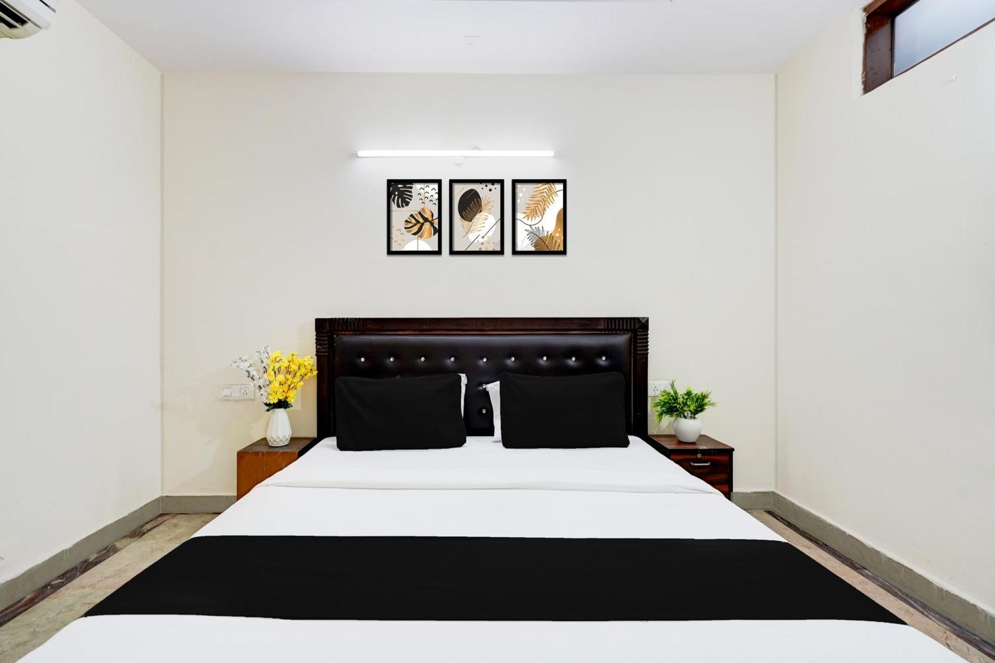 Hotel O Ashoka Inn Hotel Near Botanical Garden Нойда Экстерьер фото