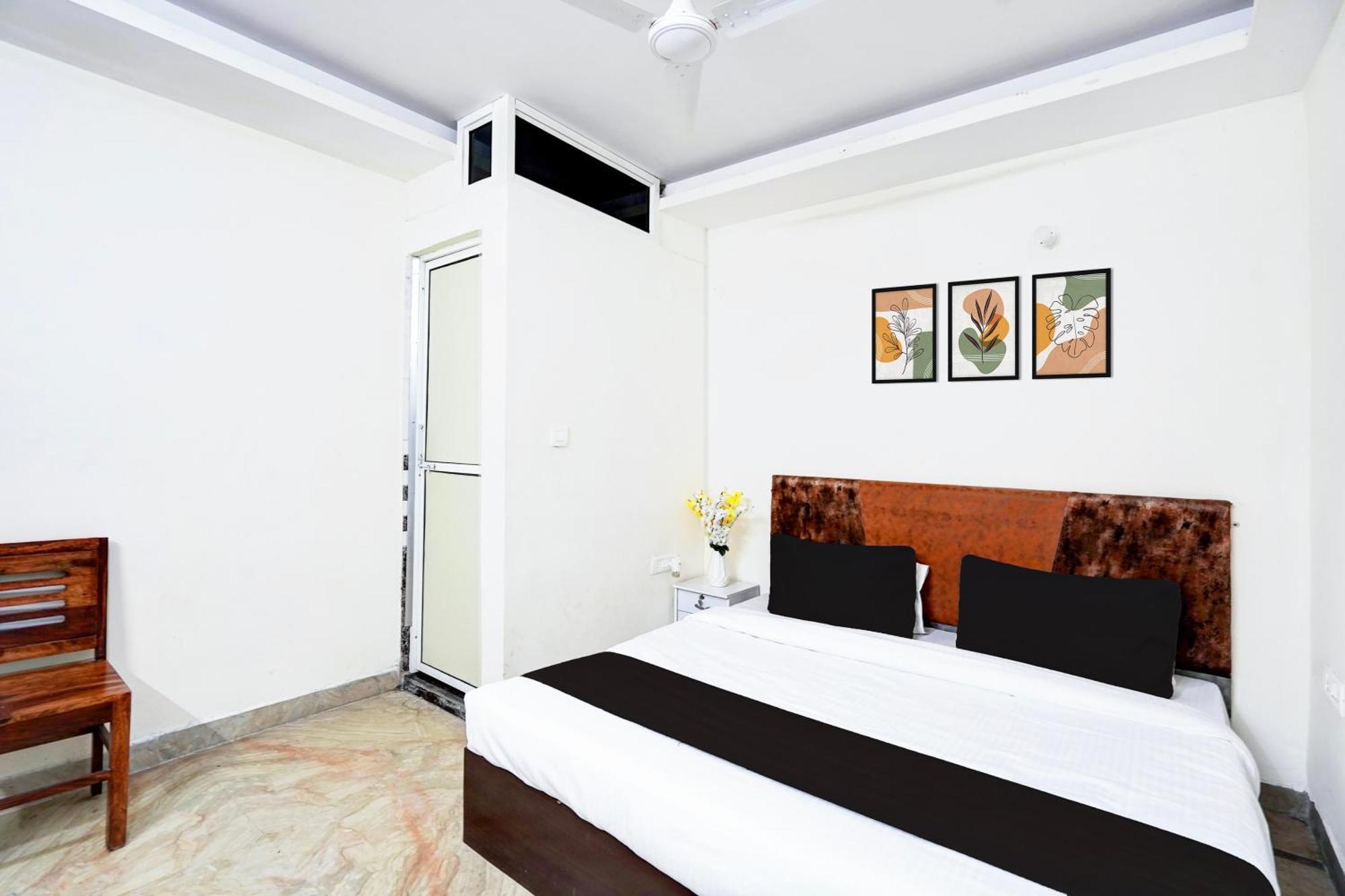 Hotel O Ashoka Inn Hotel Near Botanical Garden Нойда Экстерьер фото