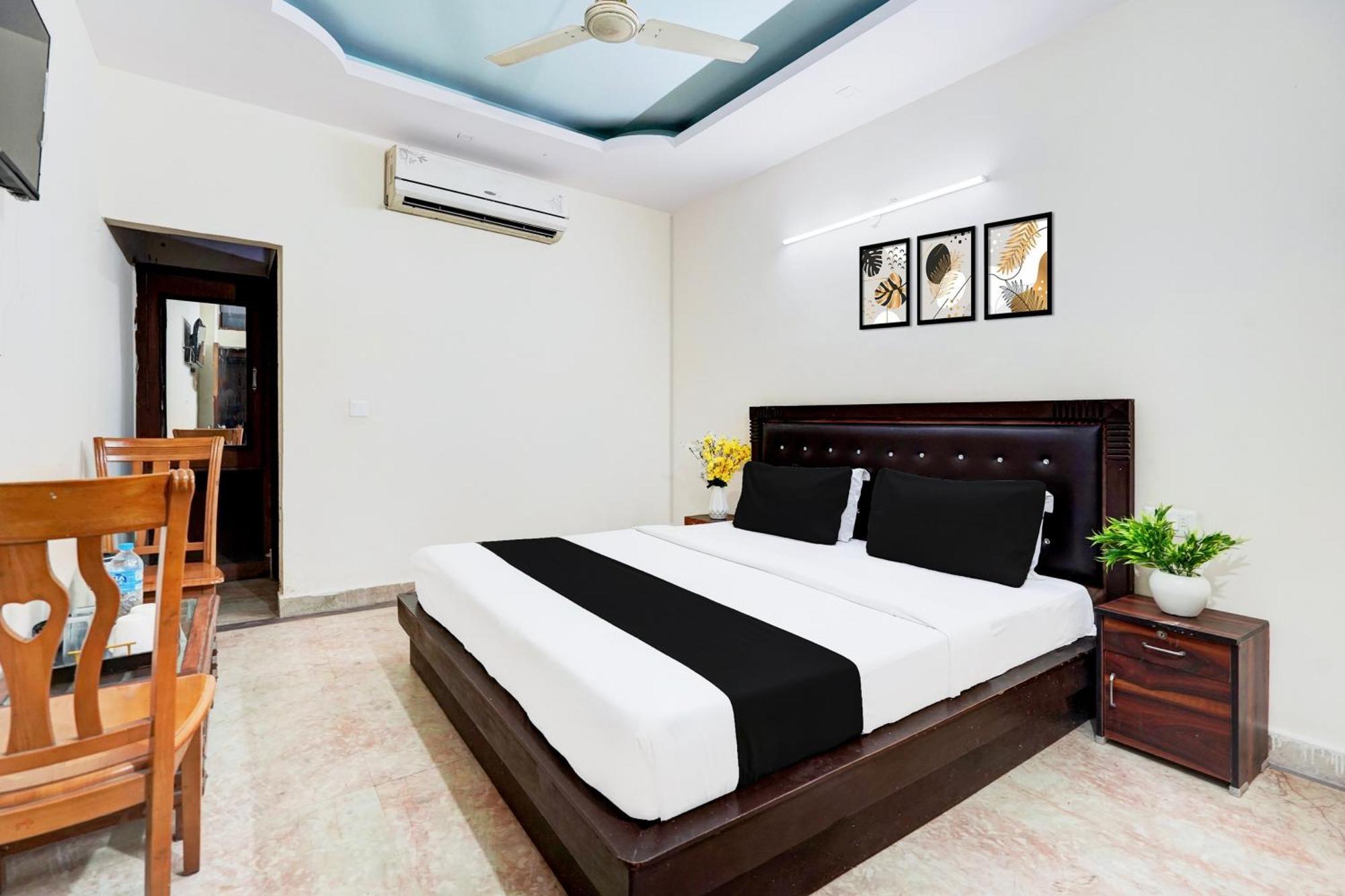 Hotel O Ashoka Inn Hotel Near Botanical Garden Нойда Экстерьер фото