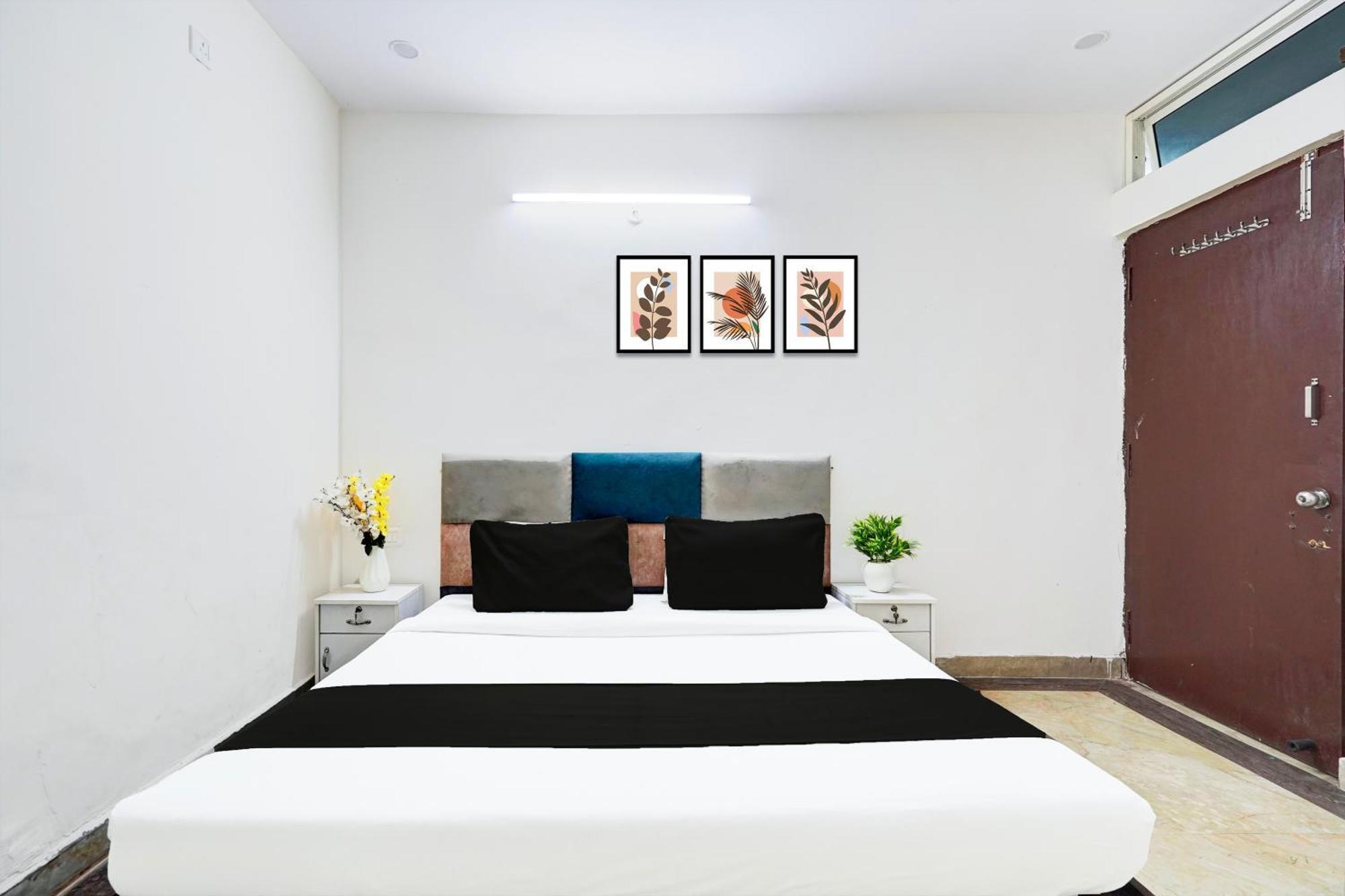 Hotel O Ashoka Inn Hotel Near Botanical Garden Нойда Экстерьер фото
